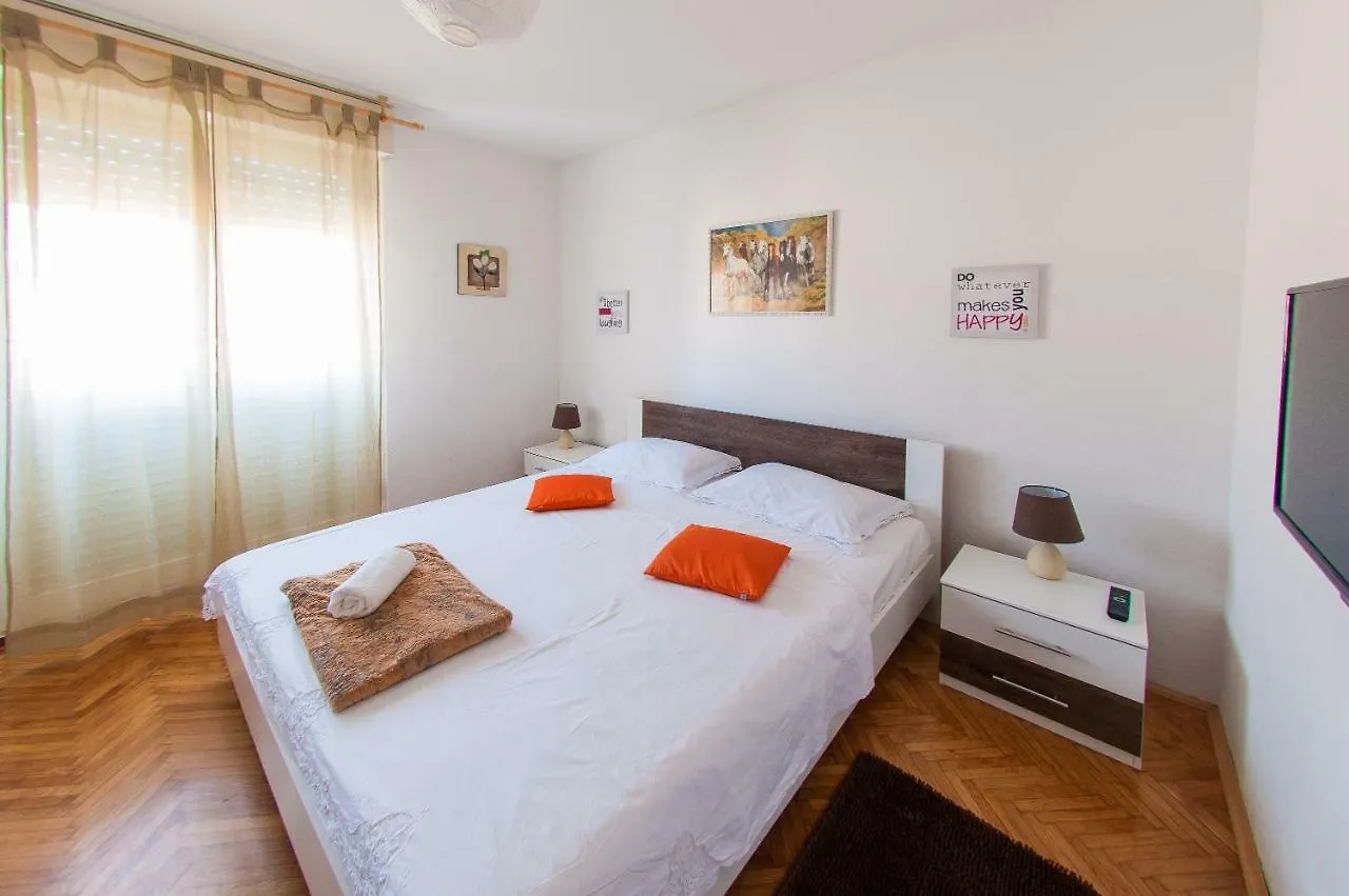 Apartment Mira Split 0*,  Croatia